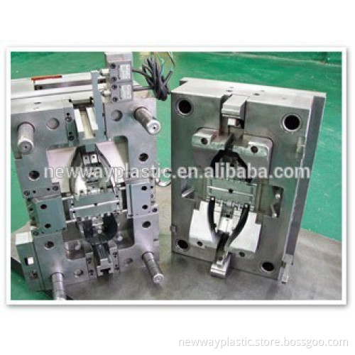 plastic injection molding machine and mould